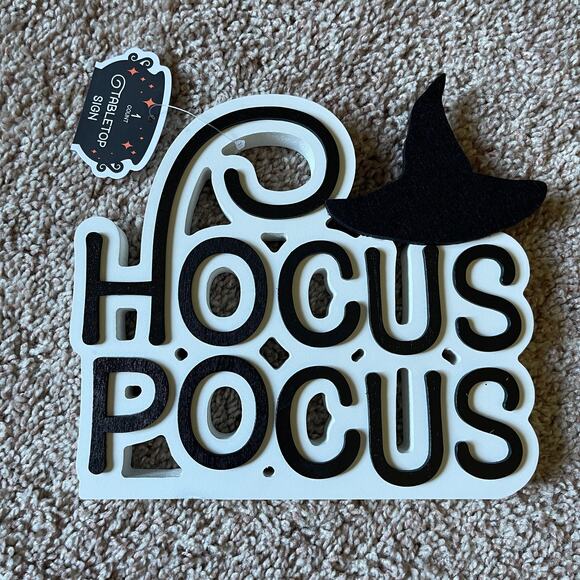 🏚️ NWT Hocus Pocus Witch Hat Table Top Sign Halloween Decor Target - Picture 2 of 16